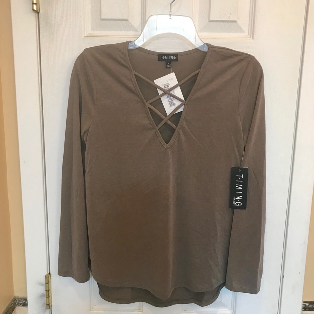 Stunning sexy Timing designer criss cross top